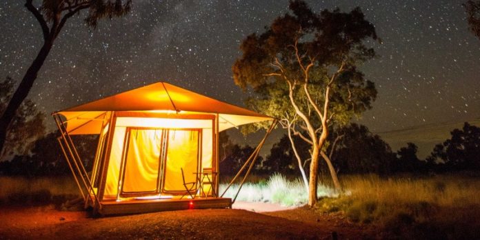 A luxury tent at Karijini Eco Retreat
