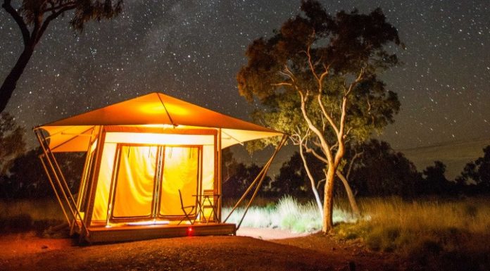 A luxury tent at Karijini Eco Retreat